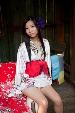 西田麻衣